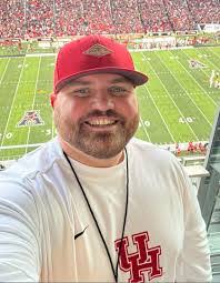 Darren Randle's Instagram, Twitter & Facebook