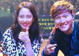 Rŏnning man) is a south korean variety show, formerly part of sbs' good sunday lineup. Running Man Stars Song Ji Hyo And Kim Jong Kook To Leave Show After 6 Years Entertainment News Asiaone