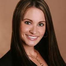 Amanda Sellier's Instagram, Twitter & Facebook