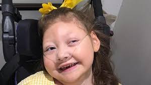 Avery Nicole's Instagram, Twitter & Facebook