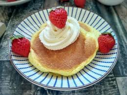 In japan, even the simplest of comfort foods like pancakes are taken very seriously. Camilan Akhir Pekan Japanesse Souffle Pancake Womantalk