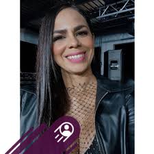 tbt junto a mi compañera y amiga Karen Salgado Concepción ... Milly Quezada  .. Que viva el merengue!.. Gracias Norberto Otero-hernandez por la foto!