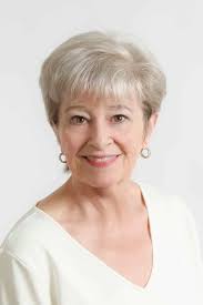 Babs White's Instagram, Twitter & Facebook