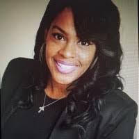 Mai Davis's Instagram, Twitter & Facebook