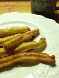 Segui le istruzioni che seguono per eseguire alla perfezione la ricetta e stupire tutti i tuoi ospiti. Churros Ricetta Originale Spagnola Ricette Tra Amiche Ricette Ricetta Churros Churros