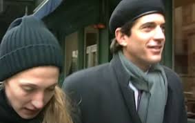 The Tragic Downfall Of Fashion Icon Carolyn Bessette-Kennedy