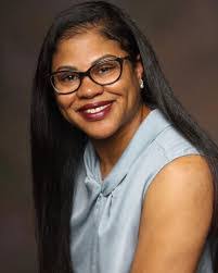 Kari Dickerson's Instagram, Twitter & Facebook