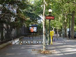 Via metro line 7 go to louis blanc station and transfer to the m7bis to buttes chaumont station. Buttes Chaumont Paris Metro Wikipedia