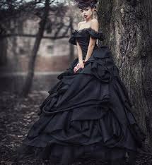Black Ball Gown Githic Vintage Satin Wedding Dresses Off The Shoulder Satin Colorful Non White Bridal Gothic Wedding Dress Black Ball Gown Black Wedding Gowns