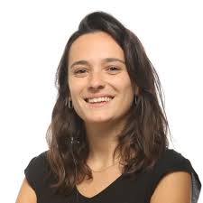 Proud of myself! Another chapter closed last week when I picked up my  master diploma. 👨‍🎓 This concludes two years of hard work. For the  following four months, I'll be taking some