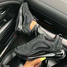 Na Dannom Izobrazhenii Mozhet Nahoditsya 1 Chelovek Obuv Nike Shoes Women Nike Air Shoes Sneakers Nike