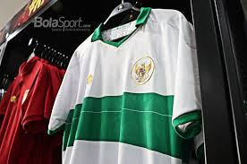Mills, sebagai produsen baju perang timnas, menyematkan teknologi anti ultra violet, anti bacterial. Jersey Buatan Anak Bangsa Diharapkan Bisa Bakar Semangat Timnas Indonesia Bolasport Com