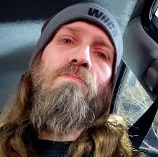 Now in full color—an homage to the first cover appearance of the Boy Wonder  in celebration of his 80th anniversary. Now a variant cover (1940's) to the  100 page Super Spectacular Robin