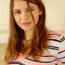 Daisy Baxter's Instagram, Twitter & Facebook