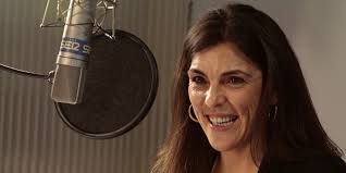 Mona León Siminiani Archivos