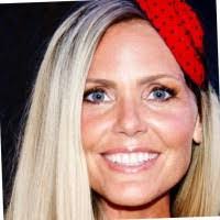 Michelle Ripper's Instagram, Twitter & Facebook