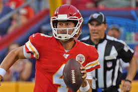 View the latest kansas city chiefs news, scores, schedule, stats, roster, standings, players, fantasy leaders, rumors, videos, photos, injuries, transactions and more from fox sports. Chiefs Vs Chargers Game And Score Predictions Arrowhead Pride