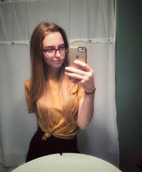 Sexy brunette hipster selfie - 9GAG