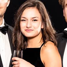 Nicola Stephens (@njstephens)