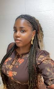 Leanne Frey's Instagram, Twitter & Facebook