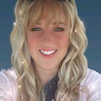 40+ "Molly Moss" profiles