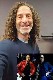 Song that I love of Lionel Richie is 💛TRULY💛