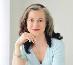 Rachelle Daigle's Instagram, Twitter & Facebook