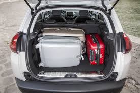 Qu'il circule ou qu'il stationne ds 7 crossback, se démarque par sa prestance et son habitabilité optimisées pour tous les passagers suggérant confort et. Citroen C3 Aircross Vs Peugeot 2008 Le Premier Match