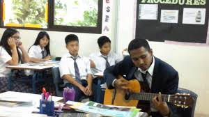 Bella, kepala sekolah smk dian harapan mengatakan, ketentuan untuk memasuki sekolah ini adalah minat yang mendalam untuk bidang yang diingini, tidak mempunyai mata yang buta warna dan juga mampu untuk lulus tes akademik matematika dasar, inggris serta psikotes. Sekolah Dian Harapan Logo Nusagates