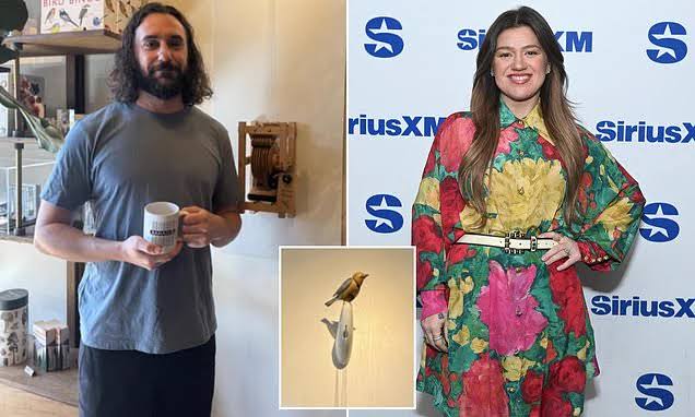 Cancer-stricken owner of Brooklyn blasts Kelly Clarkson as he reveals aftermath of feud over mechanical bird