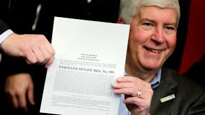 Snyder signs energy, ride-sharing, driverless car bills