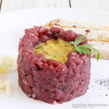 Tatar Biftek Porodicne Gastronomije Starters Recipes Steak Tartare Beef Recipes