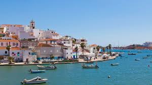 Situada no estuário do rio arade, portimão é conhecida pelas excelentes praias de areais imensos com águas quentes e calmas, que a tornam um destino de férias muito sedutor. Pauschalreisen Portimao Die Gunstigsten Angebote Bei Holidaycheck