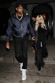 His hometown is angleton, tx. Khloe Kardashian And Tristan Thompson Are Still Dating But Spend Most Of Their Time Apart