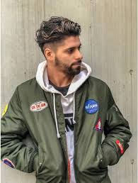 外国人風 ワイルド ツーブロック ハイライト パーマ l025491747 トルネード tornado のヘアカタログ ホットペッパービューティー メンズパーマ ショート メンズ パーマ 髪型 メンズ ツーブロック