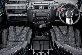 Interior Land Rover Defender Custom Buscar Con Google Land Rover Defender Land Rover Defender Interior Land Rover