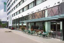 Get access to your ihg rewards club details and the entire ihg family of brands, including intercontinental, crowne plaza, hotel indigo, holiday inn, holiday inn express, holiday inn resort, holiday inn club vacations, staybridge suites and candlewood suites. Holiday Inn Munich Leuchtenbergring An Ihg Hotel Munchen Aktualisierte Preise Fur 2021
