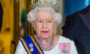 Isabel ii de inglaterra (londres, 1926) es la reina del reino unido de gran bretaña e irlanda del norte desde el 6 de febrero de 1952. Revelan Cuando Dejaria El Trono La Reina Isabel De Inglaterra