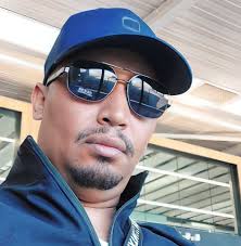 Give him a rap 🎤 name….. or a boxer 🥊 name