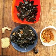 Soiree Moules Frites La Recette Http Bit Ly 2gplk3e Moulesfrites Moules Moule Cuisinemaison Cuisine Food Homemade Faitmaison Vous Pouvez Nous Suivr