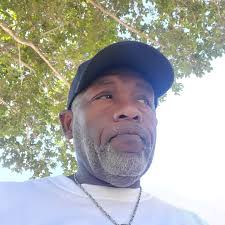 Brian Barrera Benitez (@tababoy59) 님 라이브 중