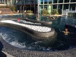 Piscina Esterna Riscaldata Collegata A Piscina Interna Picture Of Aqualux Hotel Spa Suite Bardolino Tripadvisor