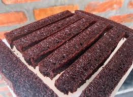 Bila tujuannya adalah membuat sirup aren atau gula aren cair pemanasan berlangsung sampai volume tinggal. Cara Untuk Membuat Kek Sarang Semut Atau Kek Gula Hangus Minum Petang Anda Pasti Lengkap Dengan Menu Ini My Resepi
