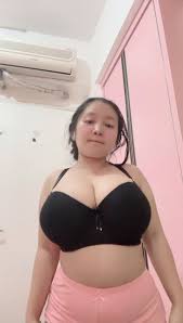 Laras bali 63 late night sneak