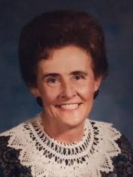 Betty Buss's Instagram, Twitter & Facebook