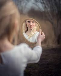8 Useful Travel Photography Tips For Improving Your Photos Creative Photography Portrait Photography Poses Photo