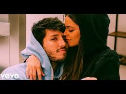 Tini stoessel volvió a encender los rumores de romance con el cantante sebastián yatra. Sebastian Yatra Tini Te Extrano Video Oficial 2021 Estreno Youtube