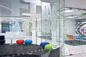 Meeting Room Cottons Centre London Bridge 20 000 50 000 Sq Ft Design And Build Project By Www Oktra Co Uk Office Design Office Interiors Design