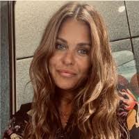 Amie Waller's Instagram, Twitter & Facebook