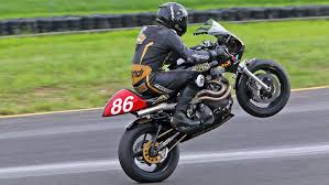 Phil irving in 1931 phil irving joined vincent as chief engineer.2 his first engine design was an. Irving Vincent